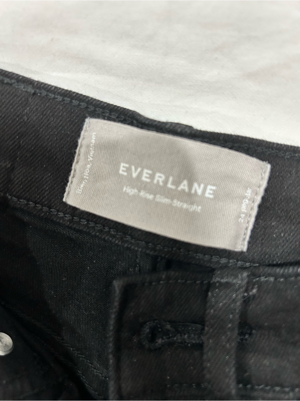 Everlane High Rise Slim Jeans in Black